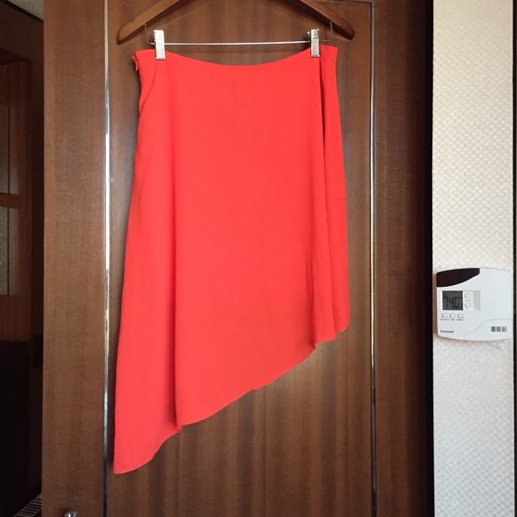 Bright, Flowy, Asymmetrical Skirt - Picture 3 of 3